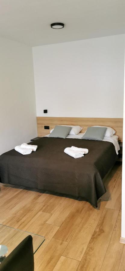 Casa Grzina Ξενοδοχείο Ρόβινι Εξωτερικό φωτογραφία
