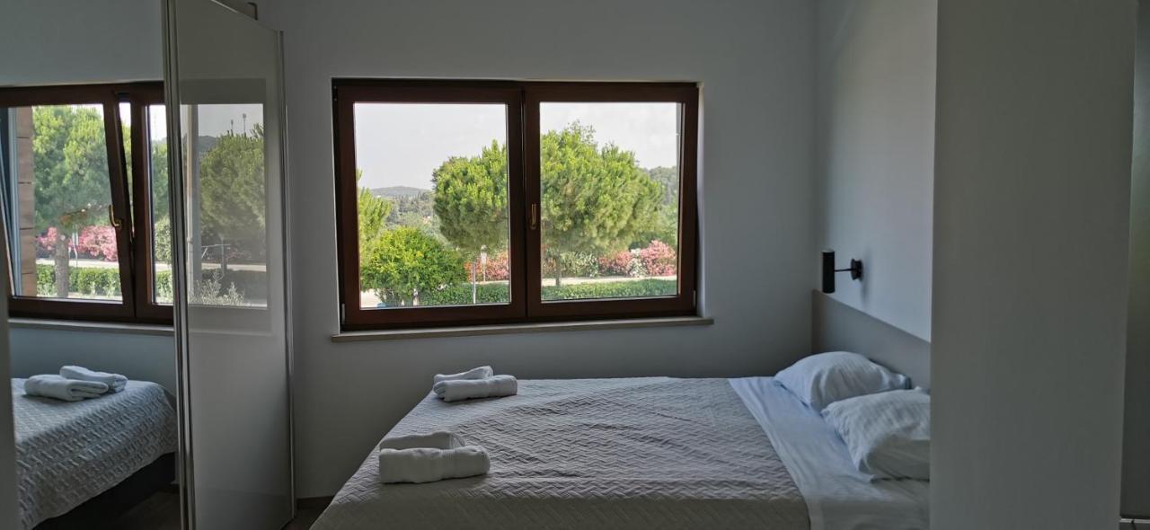 Casa Grzina Ξενοδοχείο Ρόβινι Εξωτερικό φωτογραφία