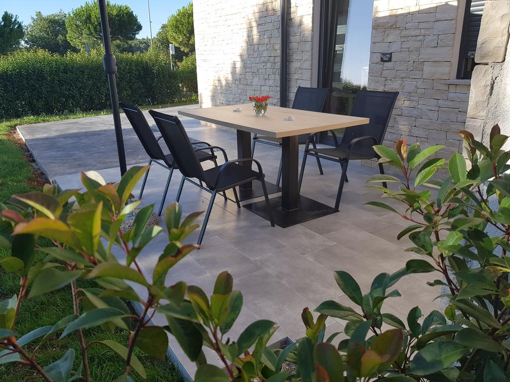 Casa Grzina Ξενοδοχείο Ρόβινι Εξωτερικό φωτογραφία